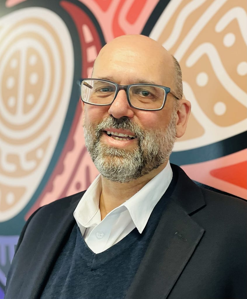 Mikhael Bornstein Headshot